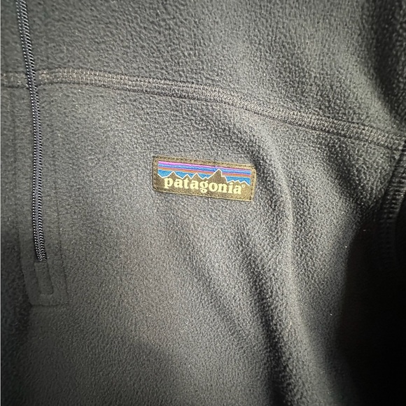 Patagonia Navy Blue Long Sleeve Fleece Pullover Sweatshirt - Picture 4 of 6